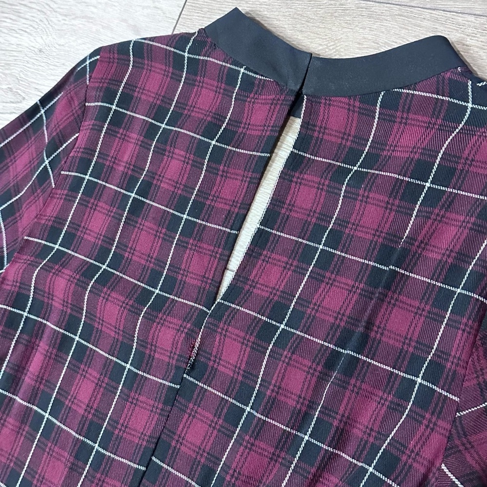 BCBGeneration Cut Out V-Neck Dark Plaid Tie Front Mini Dress - Picture 15 of 16